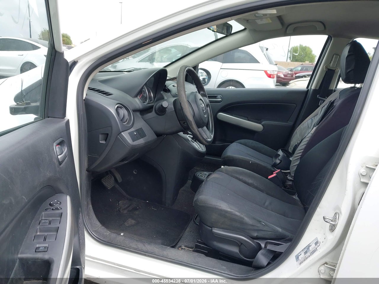 2014 MAZDA MAZDA2 SPORT · 5/11