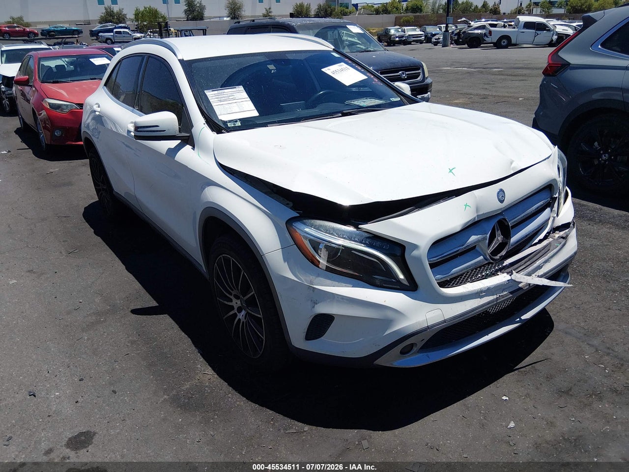 WDCTG4GB6FJ****** · 2015 MERCEDES-BENZ GLA 250 4MATIC
