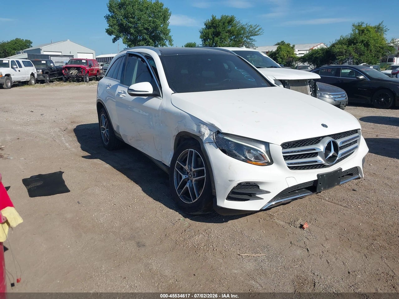 WDC0G4KBXKV****** · 2019 MERCEDES-BENZ GLC 300 4MATIC
