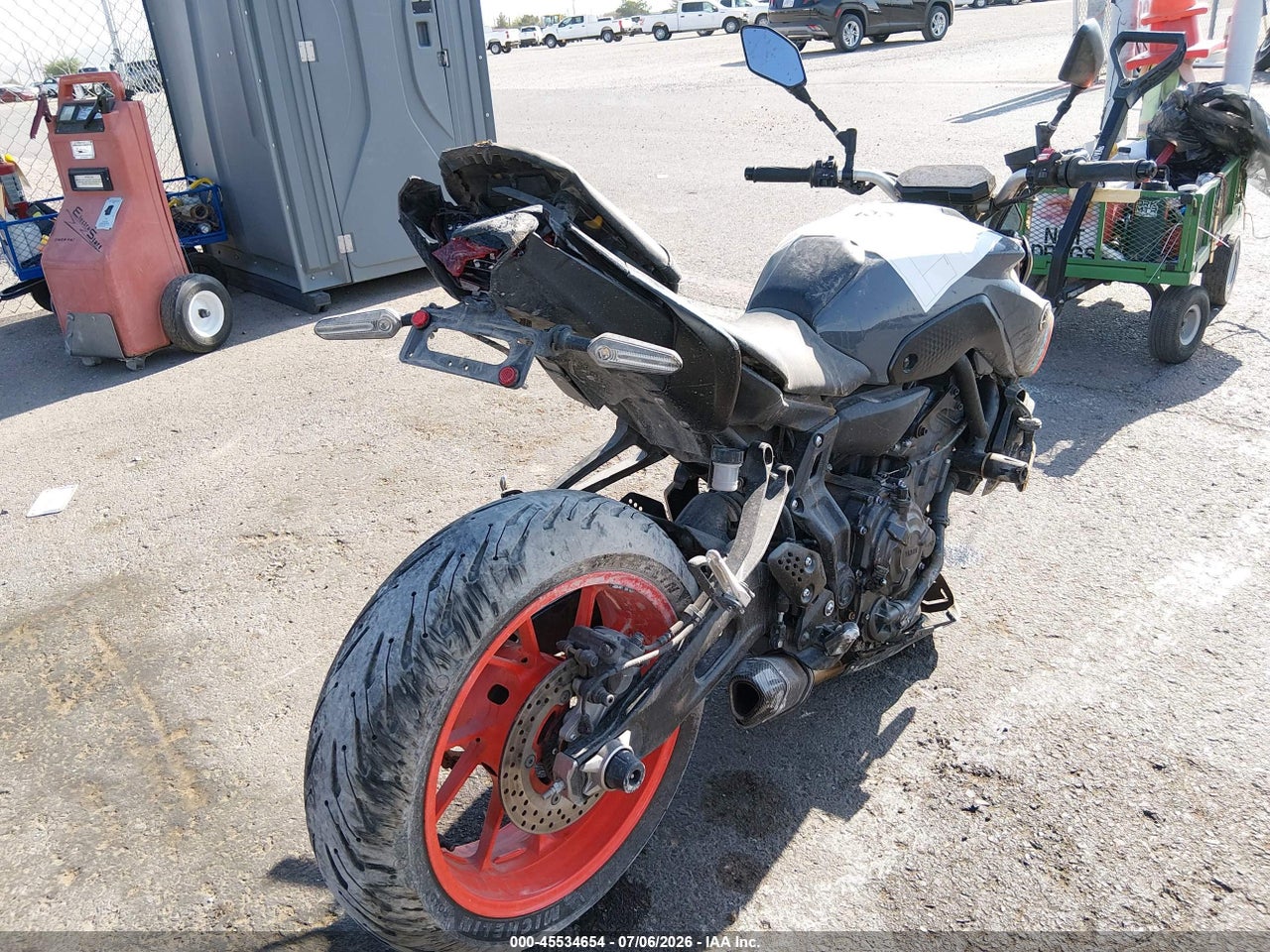 2021 YAMAHA MT07 · 4/10