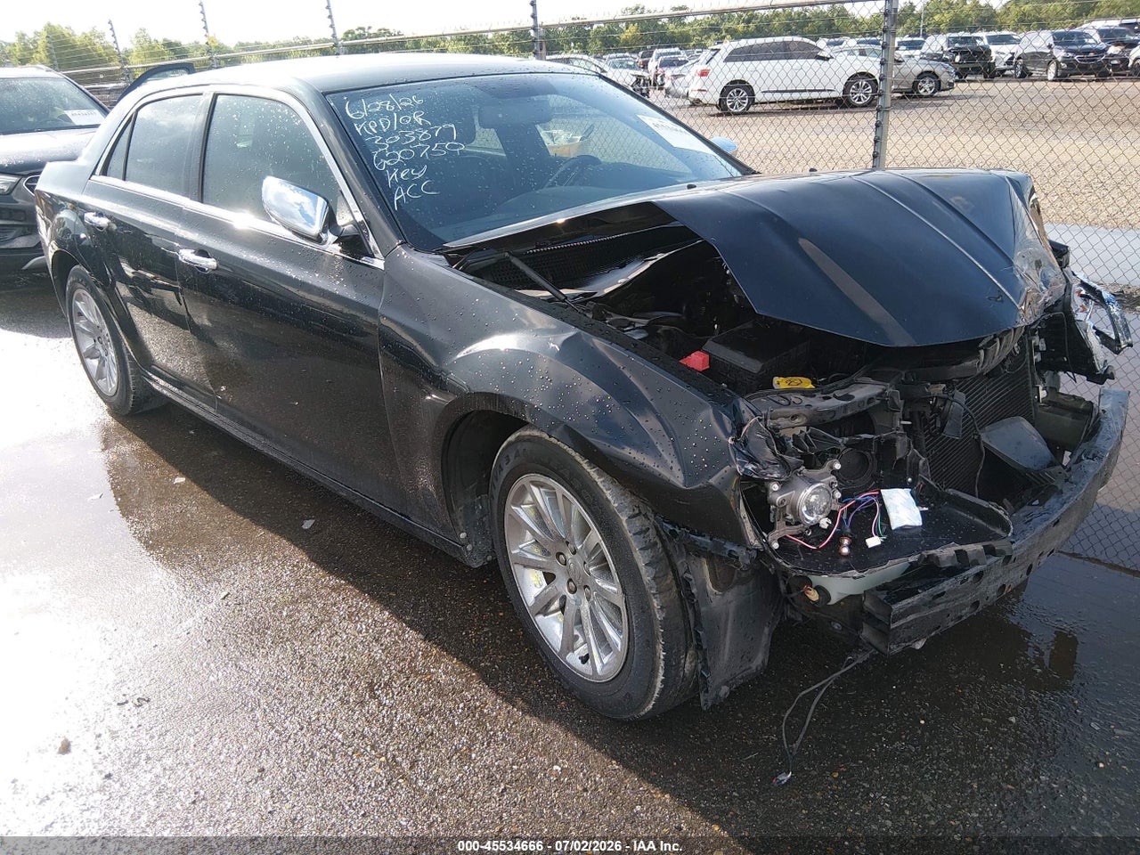 2C3CCAEGXDH****** · 2013 CHRYSLER 300C