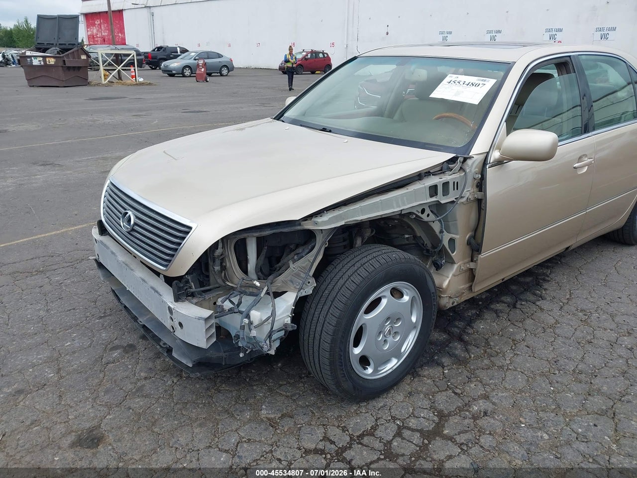 2001 LEXUS LS 430   · 6/11