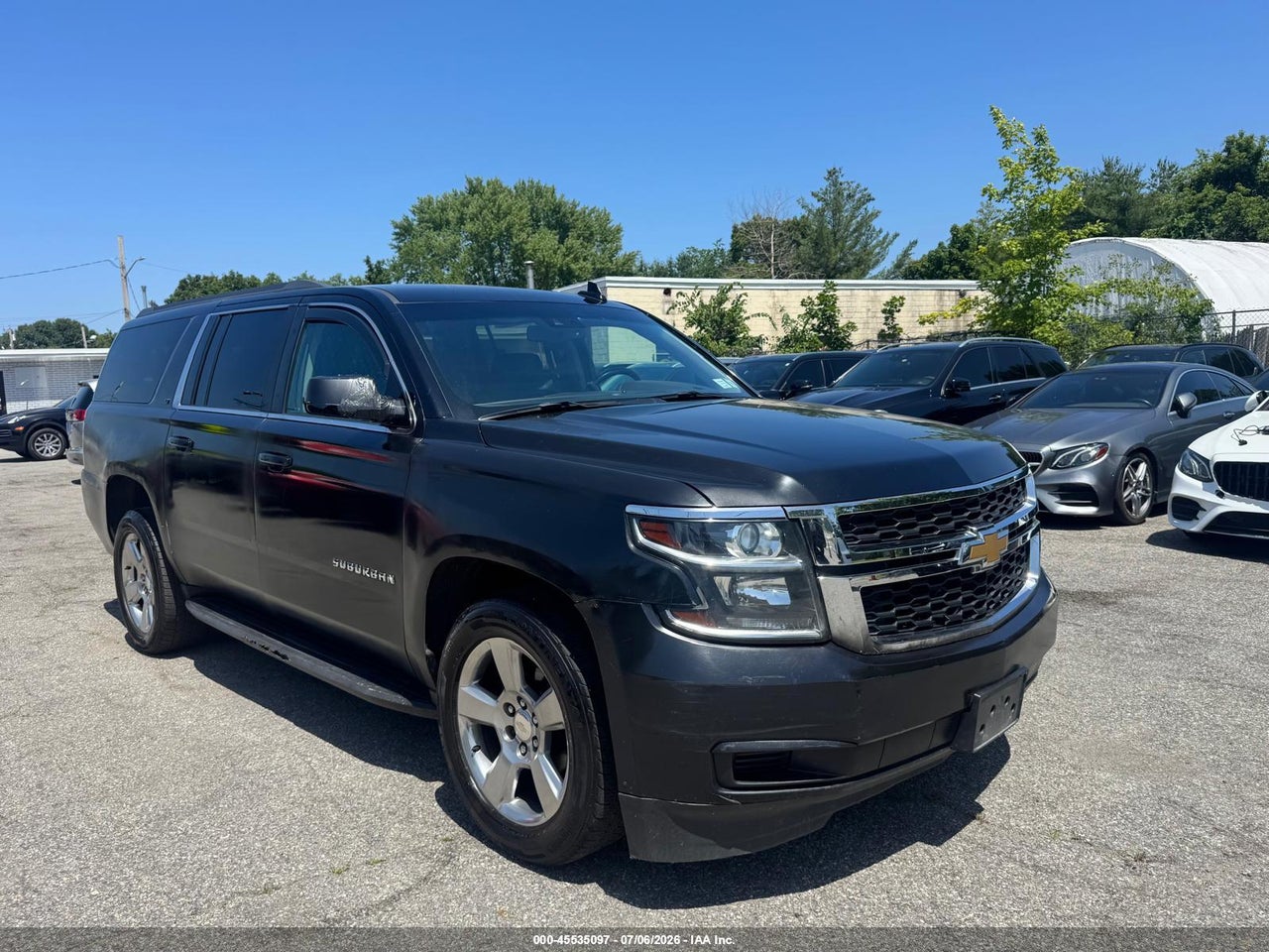 1GNSKHKC4JR****** · 2018 CHEVROLET SUBURBAN LT