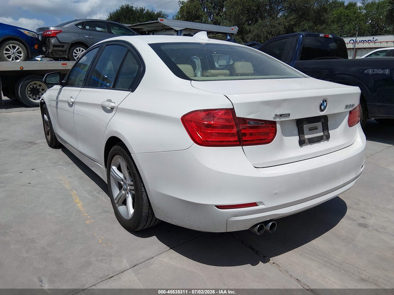 2014 BMW 328I XDRIVE · 3/11