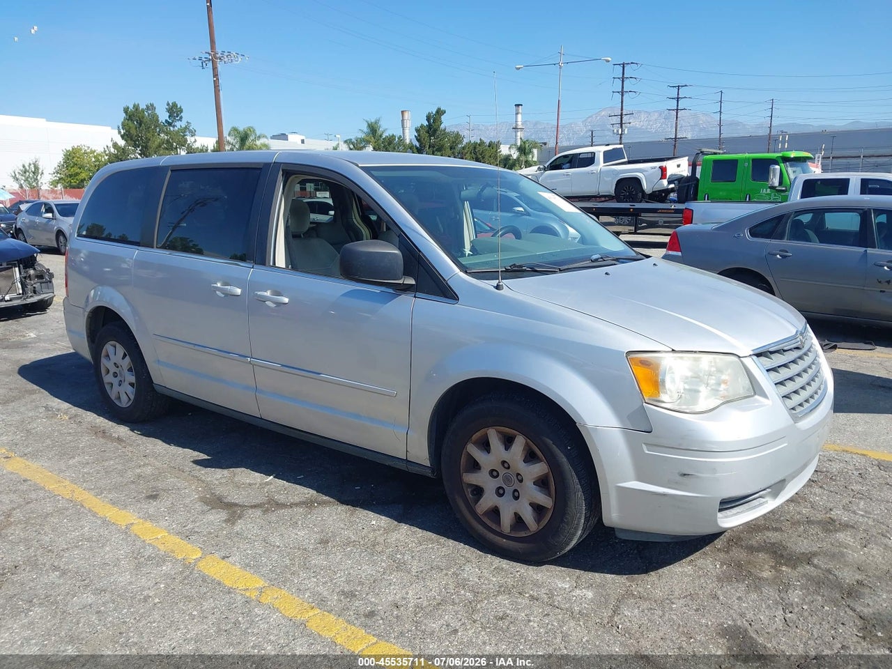 2A8HR44E19R****** · 2009 CHRYSLER TOWN &amp; COUNTRY LX