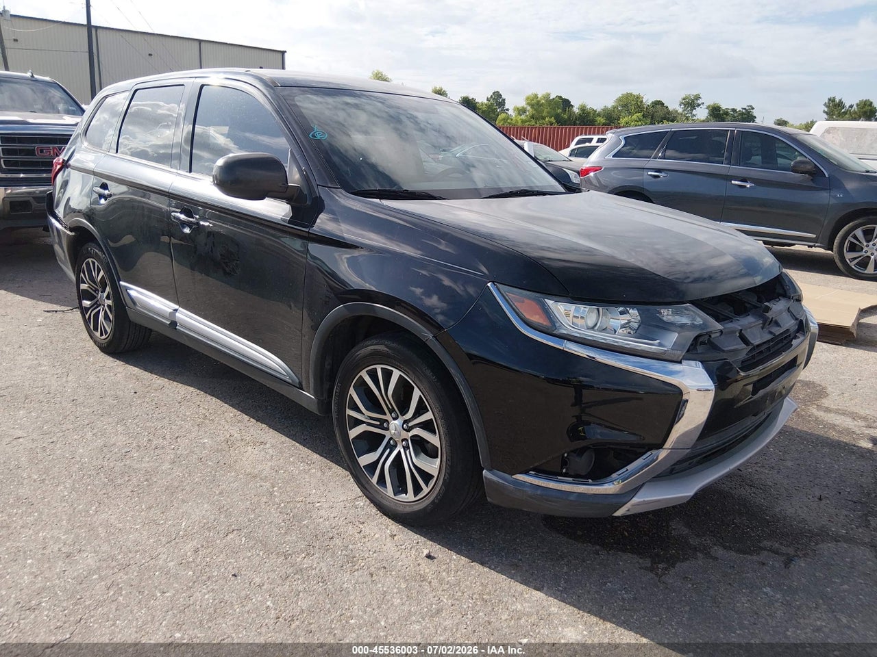 JA4AD2A36HZ****** · 2017 MITSUBISHI OUTLANDER ES
