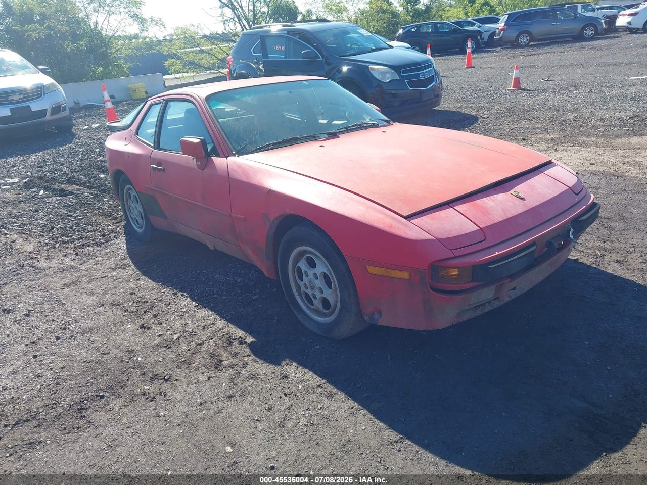 1987 PORSCHE 944