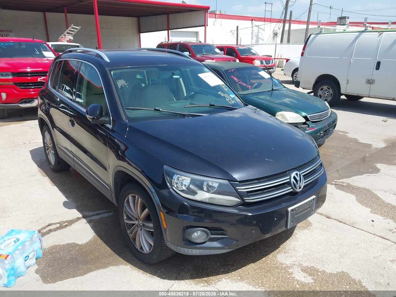 WVGAV7AX5CW****** · 2012 VOLKSWAGEN TIGUAN SE