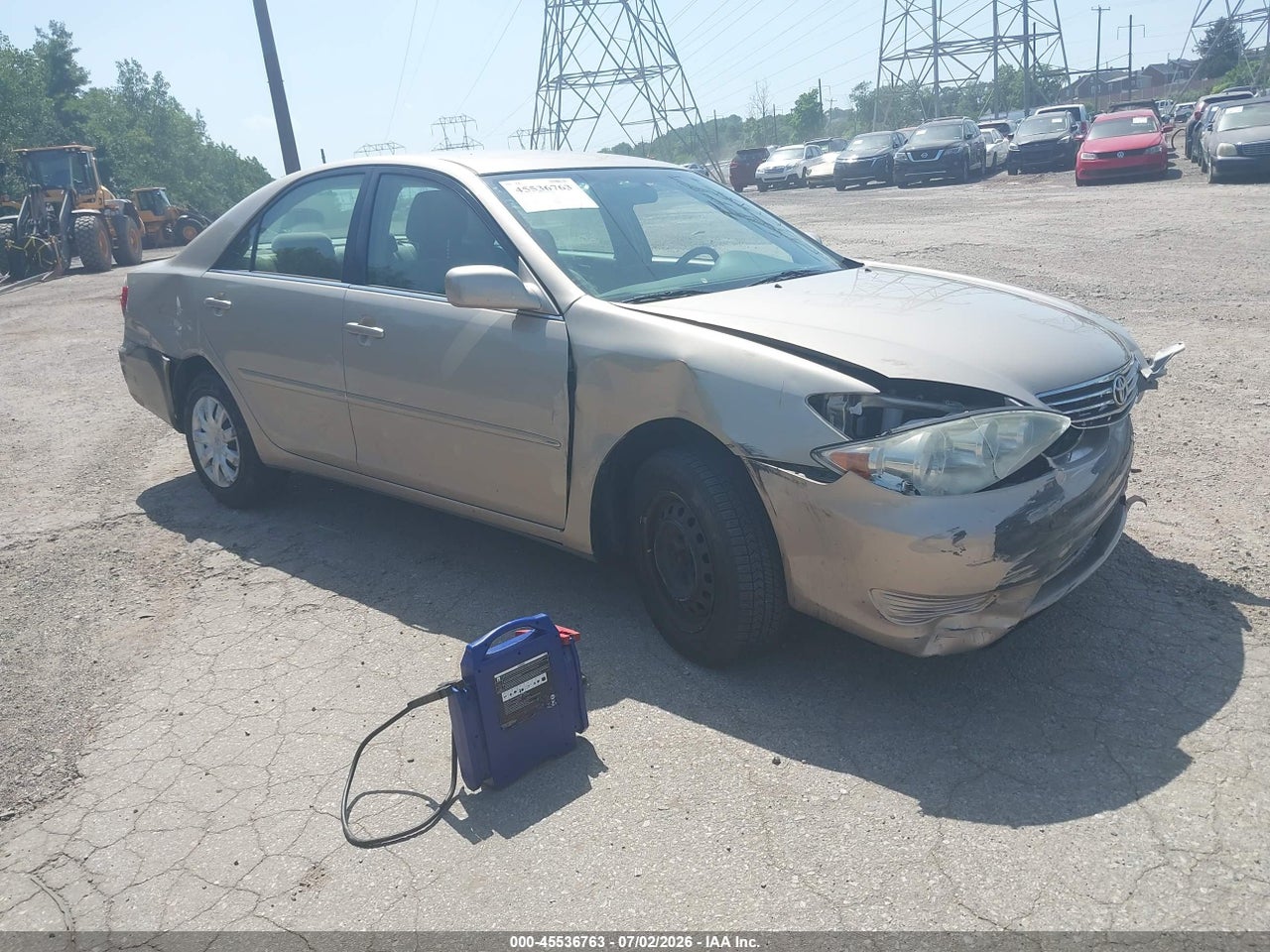4T1BE30K95U****** · 2005 TOYOTA CAMRY LE