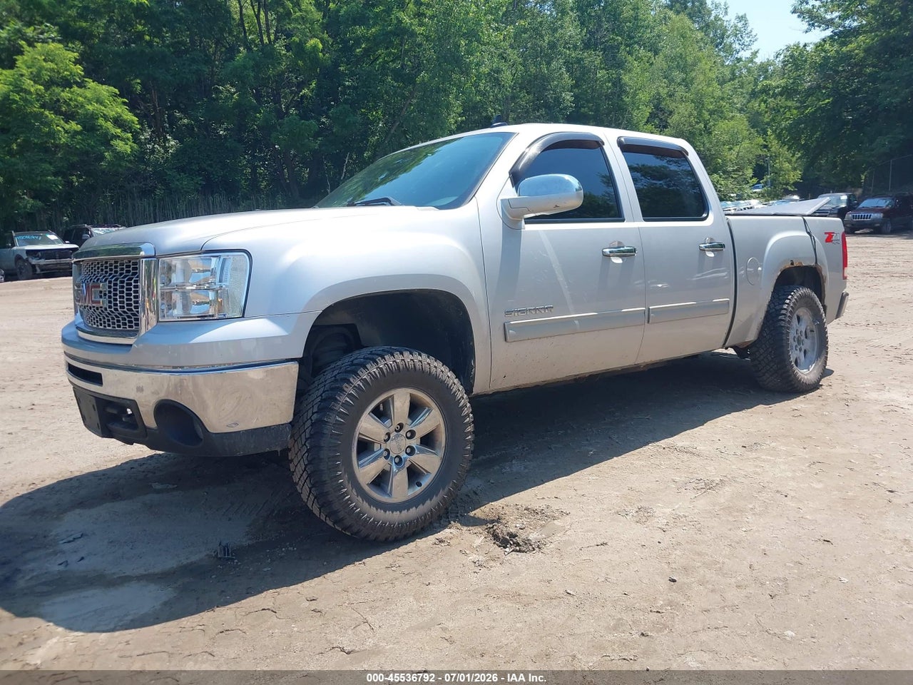 2010 GMC SIERRA 1500 SLT · 2/11