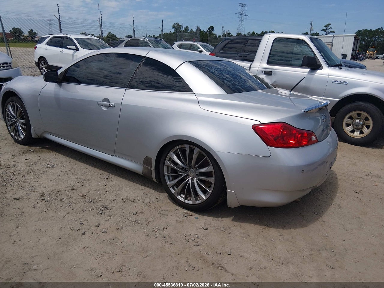 2012 INFINITI G37   · 3/11