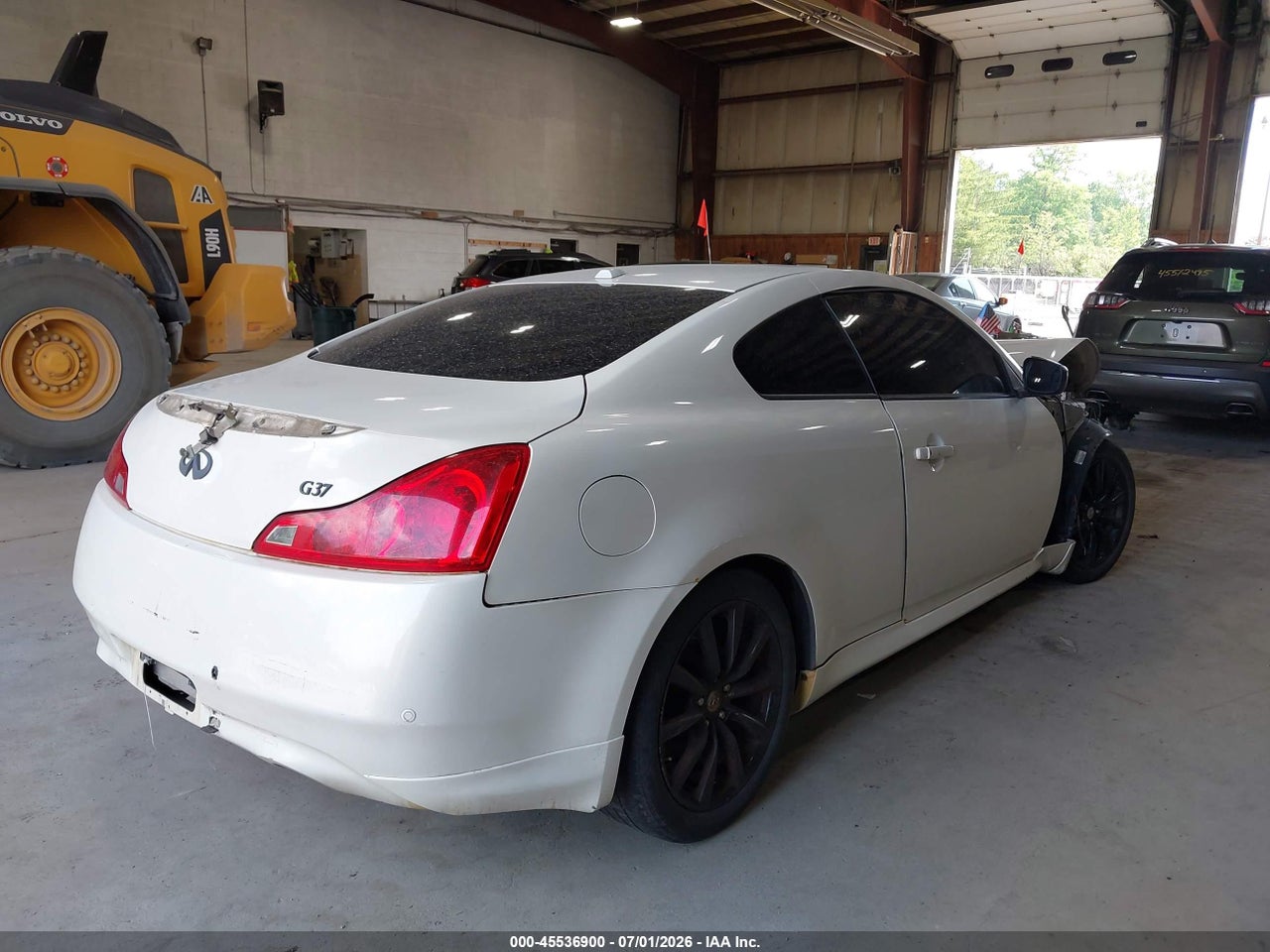 2013 INFINITI G37X · 4/10