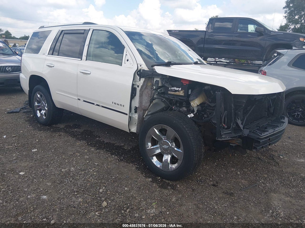 1GNSKCKC8FR****** · 2015 CHEVROLET TAHOE LTZ