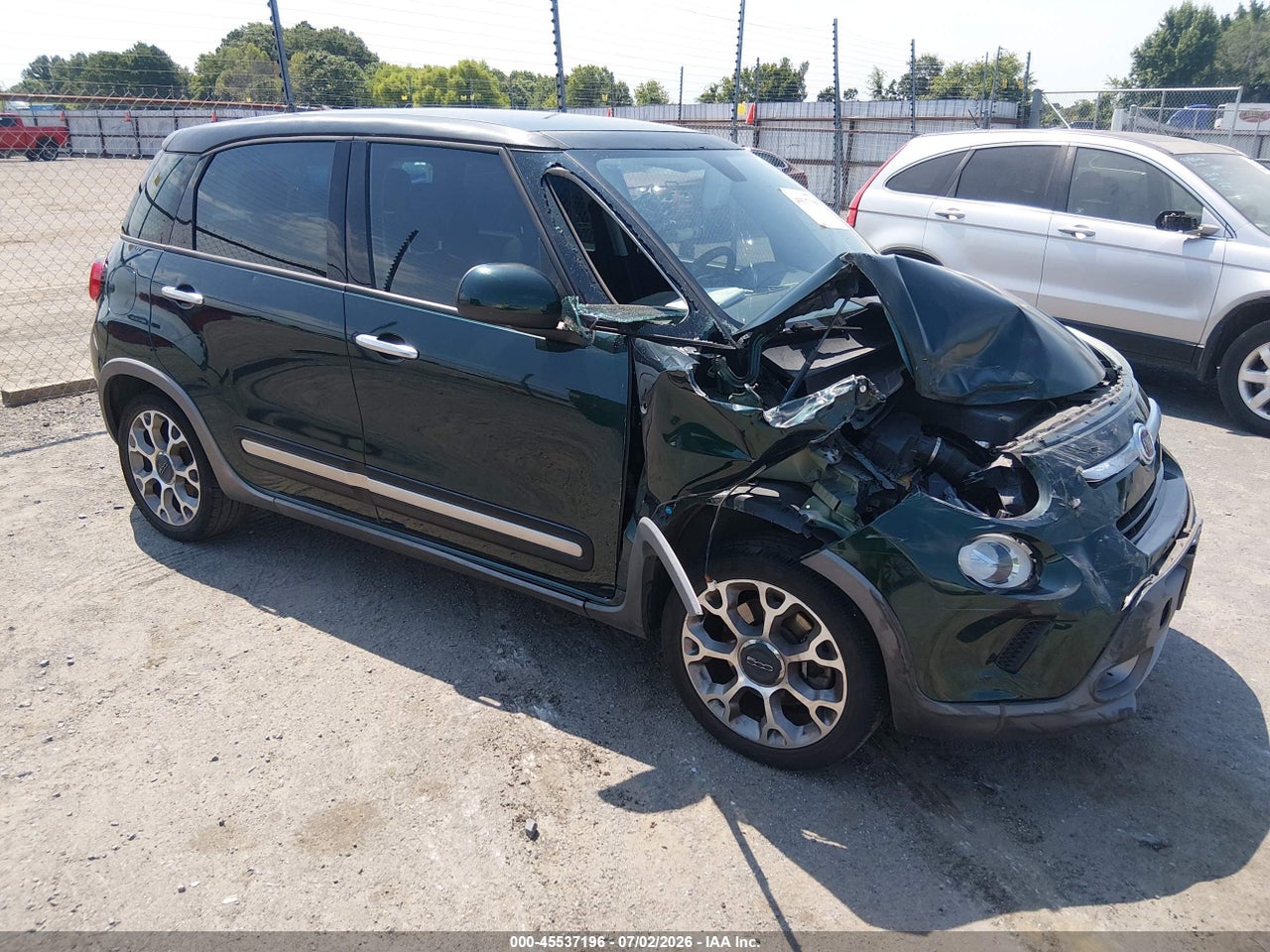 ZFBCFADH1EZ****** · 2014 FIAT 500L TREKKING