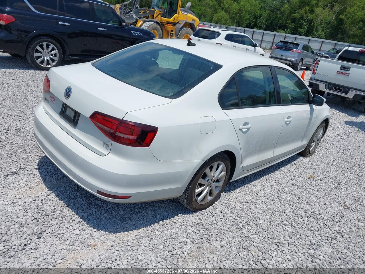 2016 VOLKSWAGEN JETTA 1.4T S · 4/11