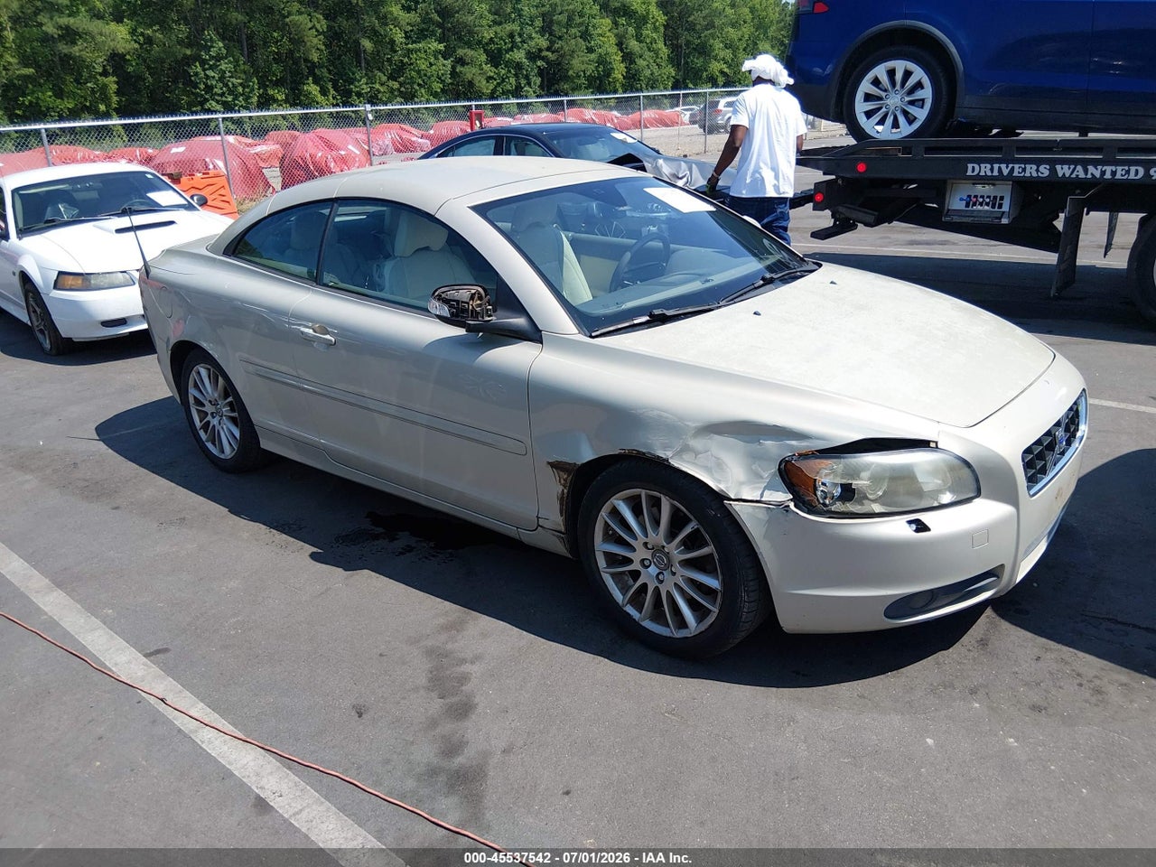 YV1MC67218J****** · 2008 VOLVO C70 T5 M
