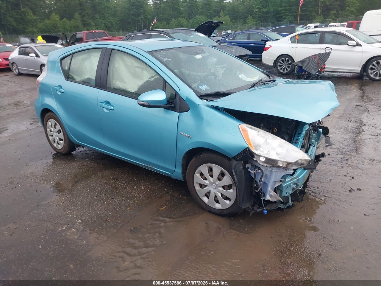 JTDKDTB3XD1****** · 2013 TOYOTA PRIUS C TWO