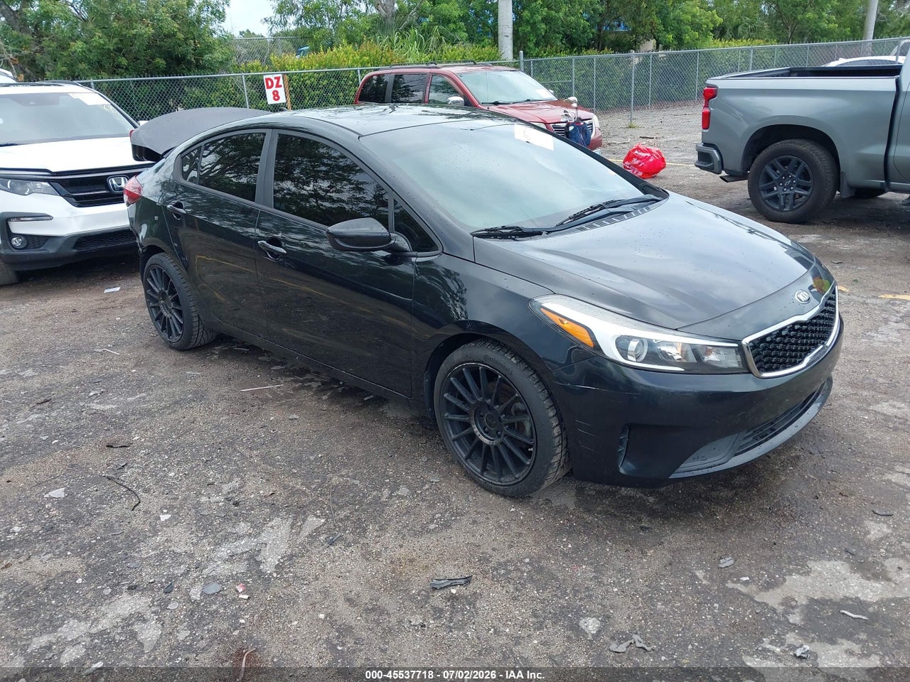 3KPFK4A72JE****** · 2018 KIA FORTE LX