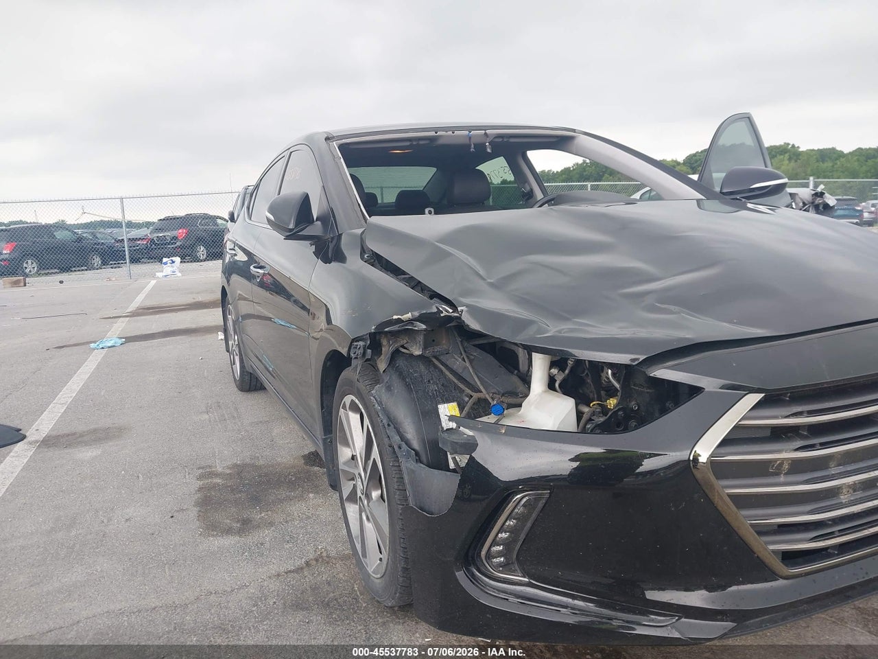 2017 HYUNDAI ELANTRA LIMITED · 6/11