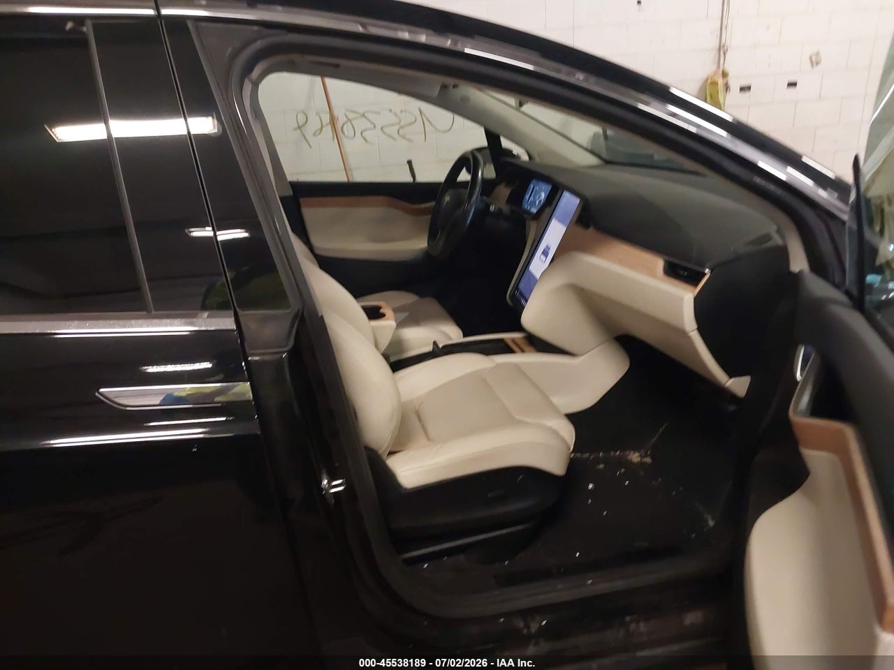 2018 TESLA MODEL X 100D/75D/P100D · 5/11