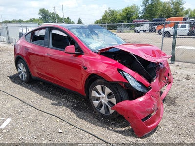 5YJYGDEE0MF****** · 2021 TESLA MODEL Y LONG RANGE DUAL MOTOR ALL-WHEEL DRIVE