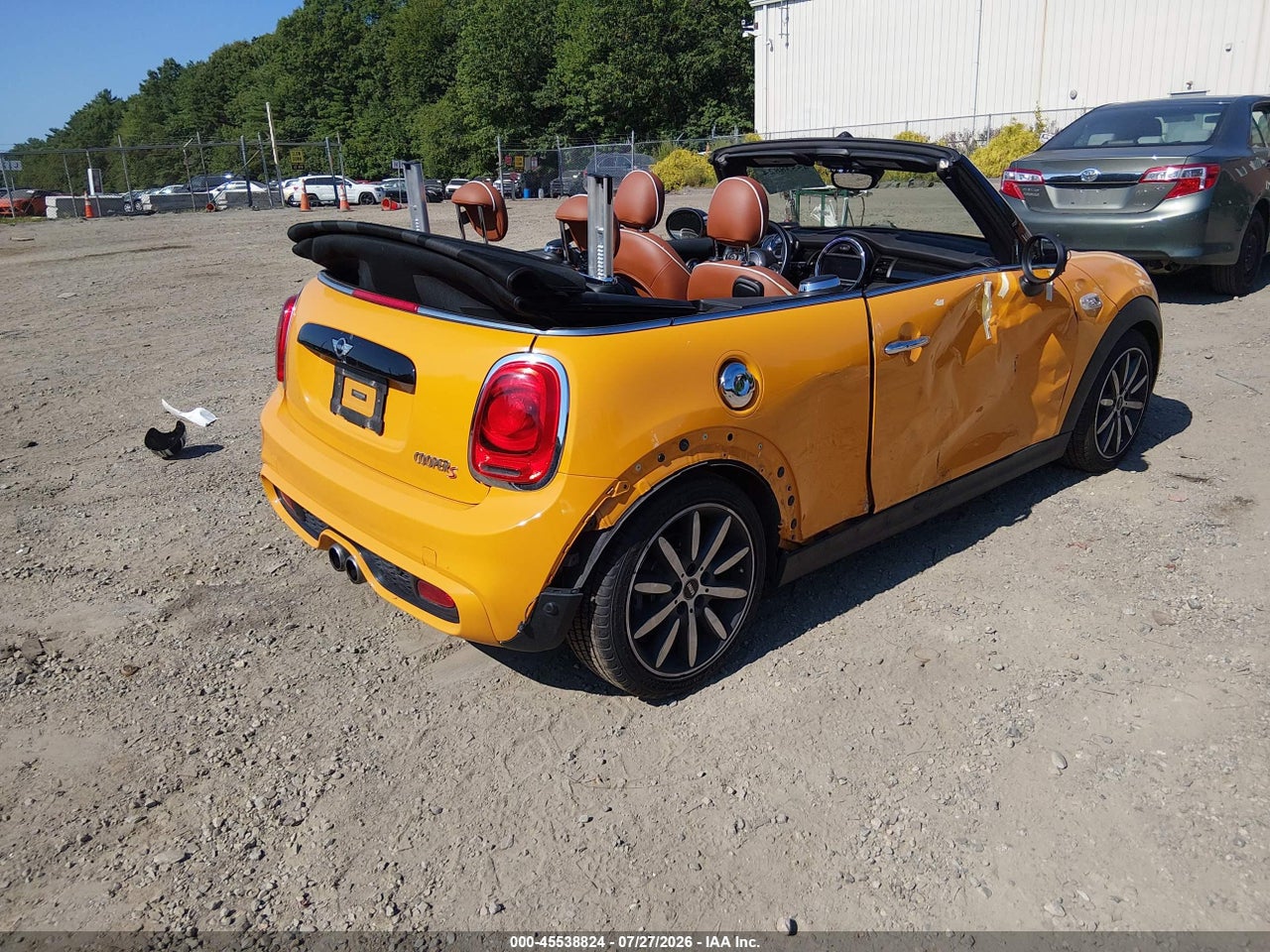 2016 MINI CONVERTIBLE COOPER S · 4/11