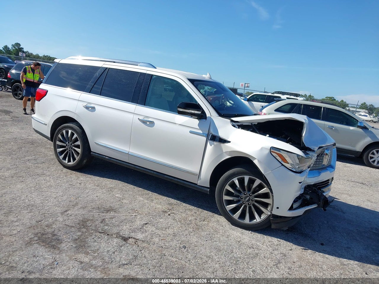 5LMJJ2HT4KE****** · 2019 LINCOLN NAVIGATOR SELECT