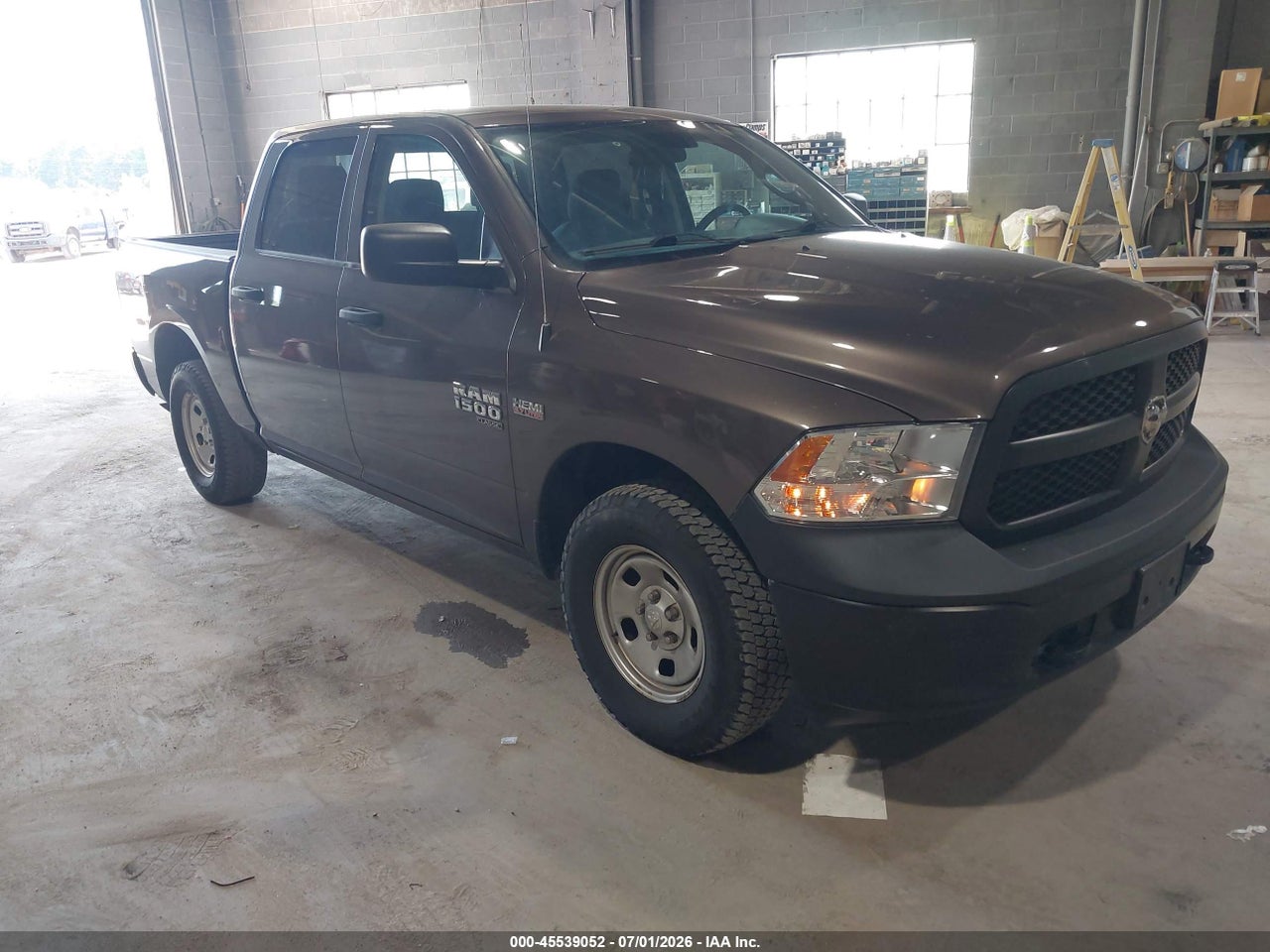 1C6RR7KG4KS****** · 2019 RAM 1500 CLASSIC TRADESMAN  4X4 5'7 BOX