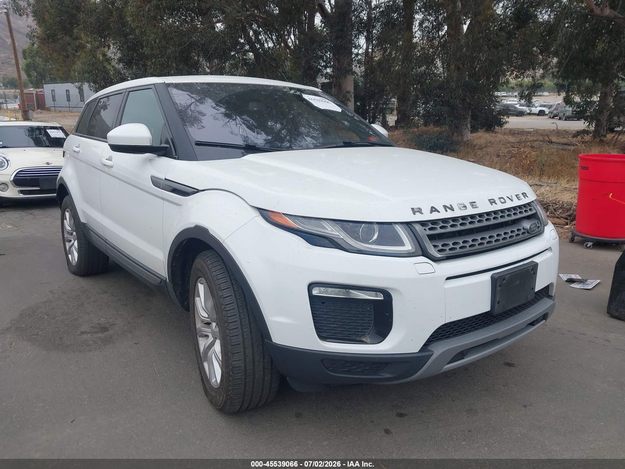 SALVP2RXXJH****** · 2018 LAND ROVER RANGE ROVER EVOQUE SE/SE PREMIUM
