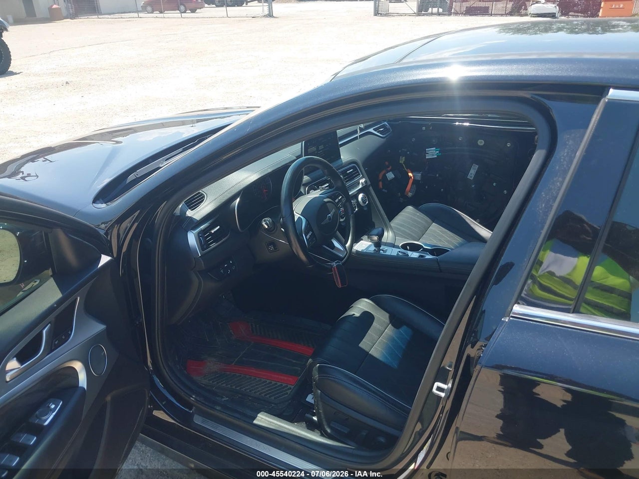 2020 GENESIS G70 3.3T RWD · 5/11