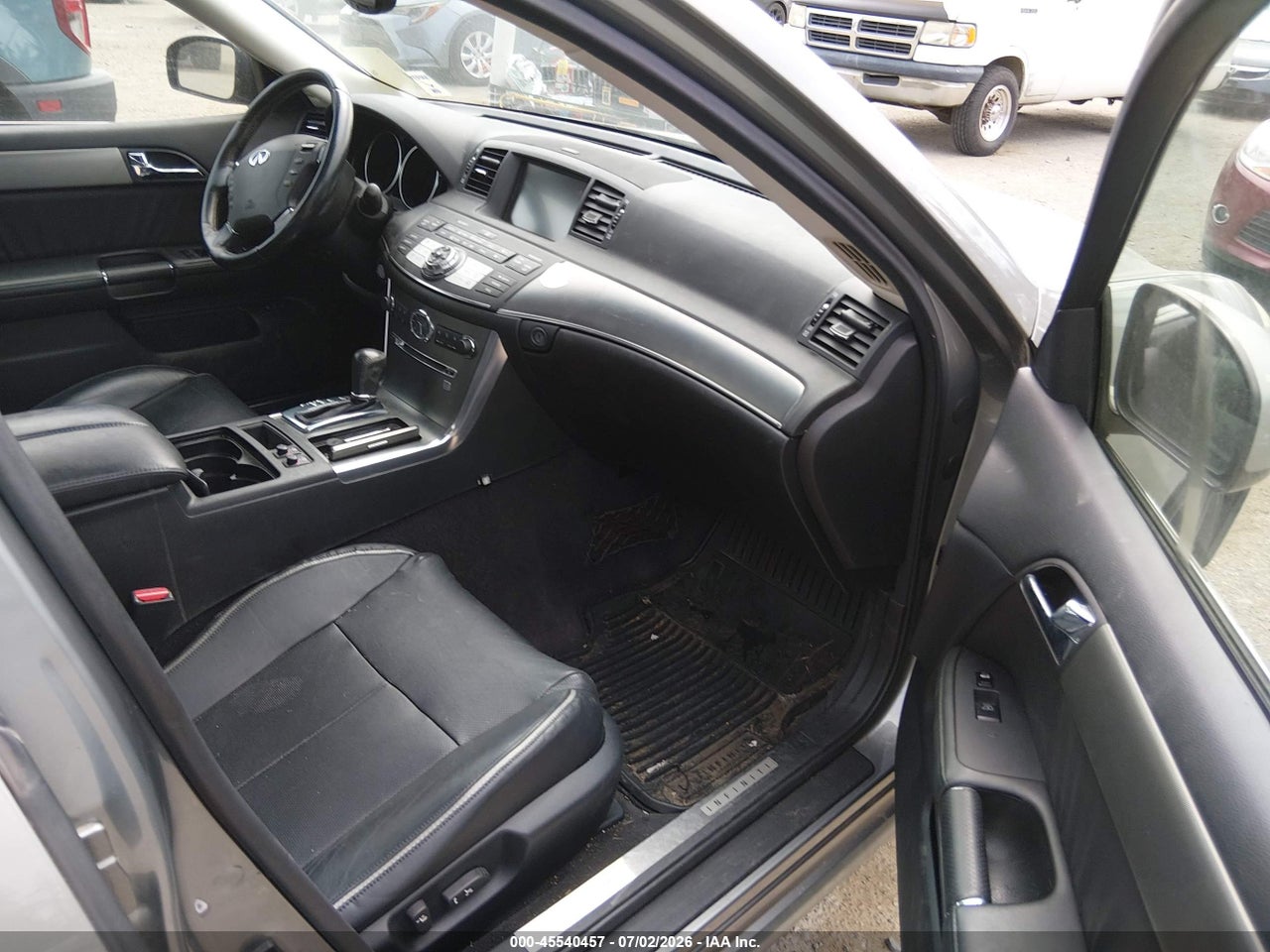 2006 INFINITI M45 SPORT · 5/10