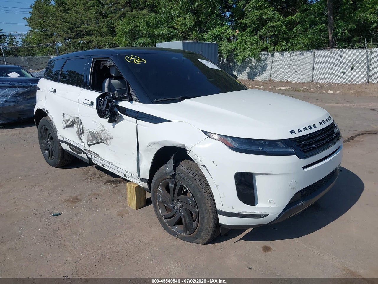 SALZJ2FX4TH****** · 2026 LAND ROVER RANGE ROVER EVOQUE S