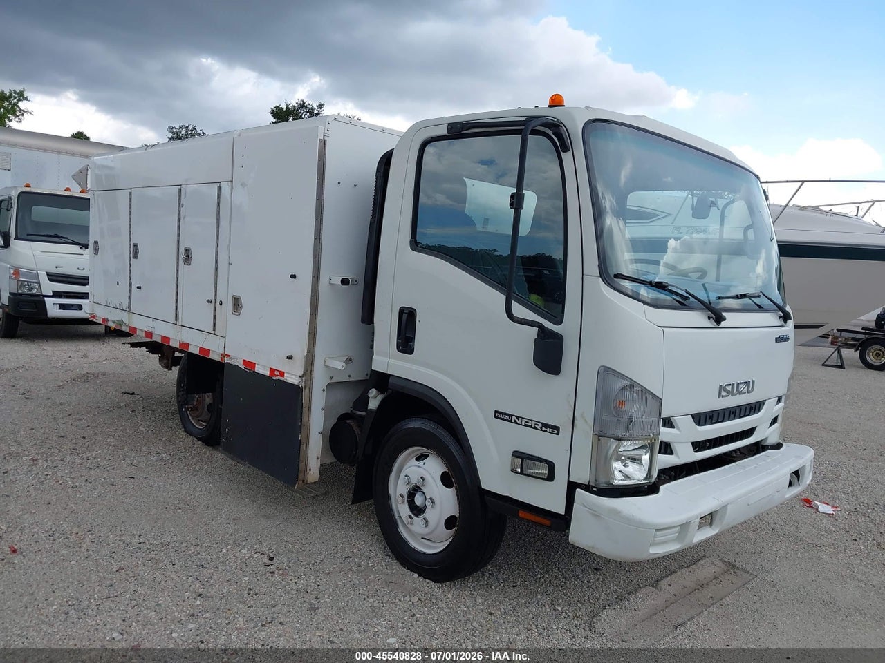 54DC4W1BXHS****** · 2017 ISUZU NPR HD GAS REG