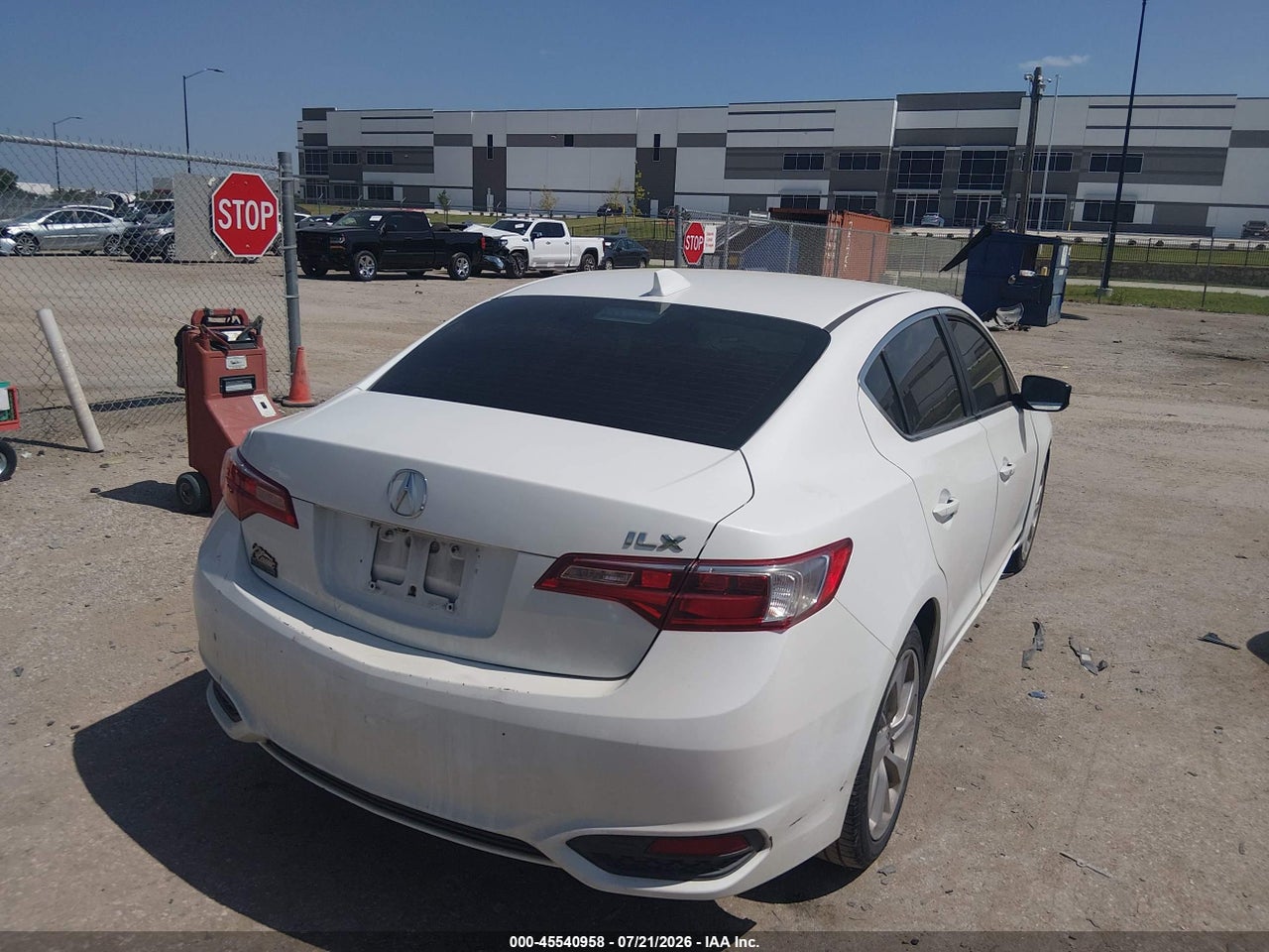 2016 ACURA ILX PREMIUM PACKAGE/TECHNOLOGY PLUS PACKAGE · 4/11
