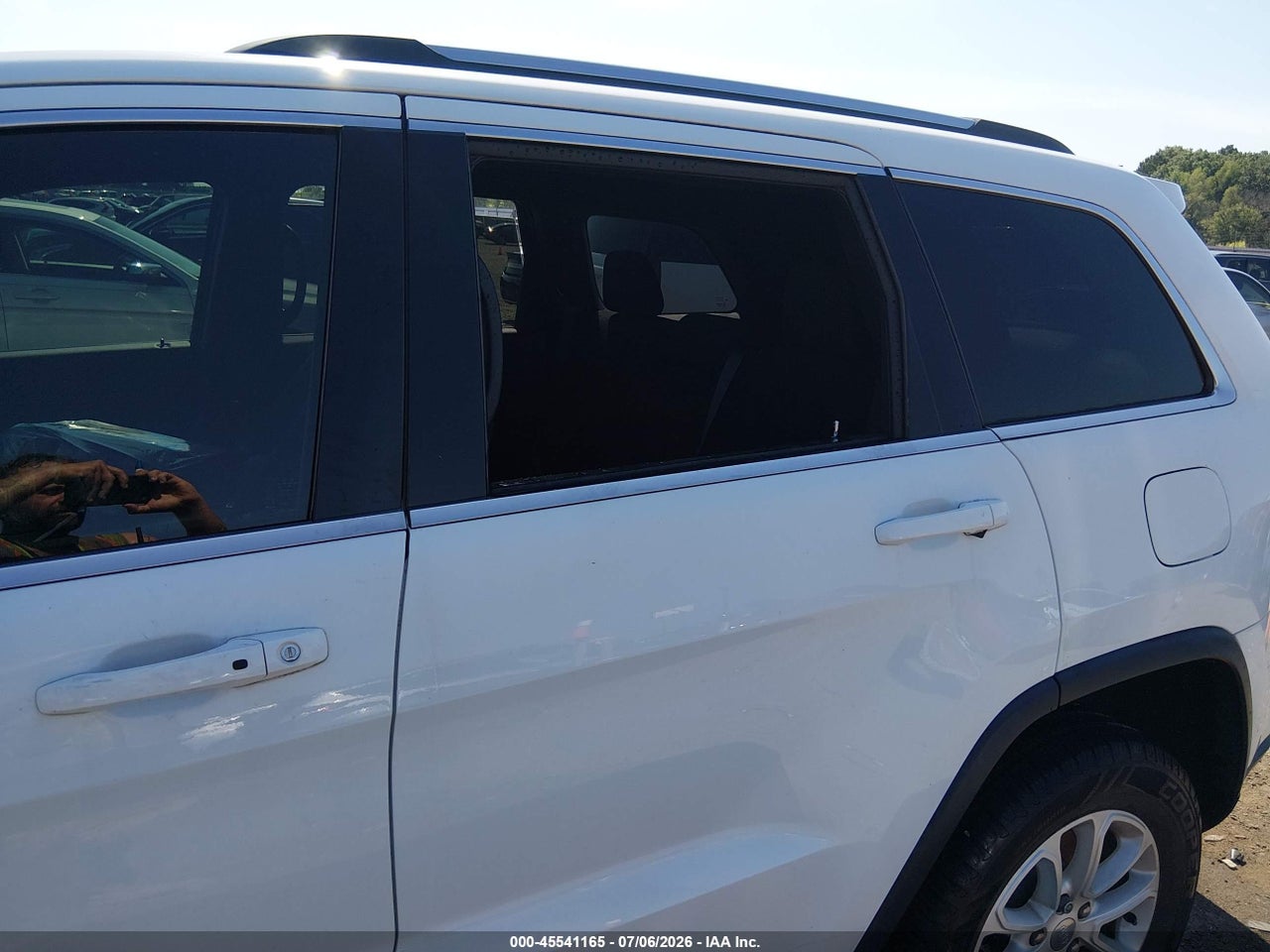 2016 JEEP GRAND CHEROKEE LAREDO · 6/10