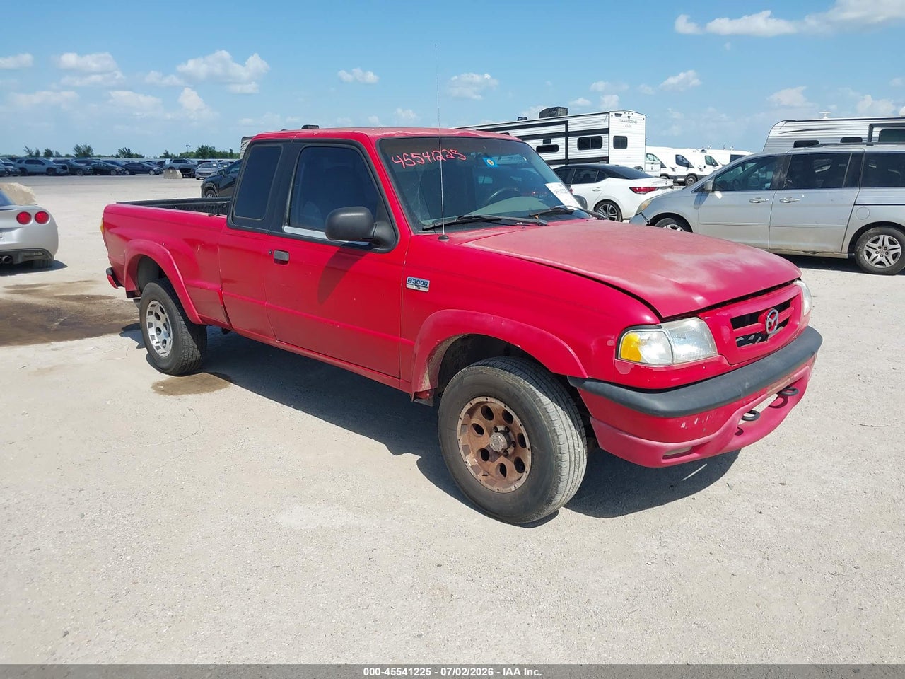 4F4YR16U61T****** · 2001 MAZDA B3000 DS/SE