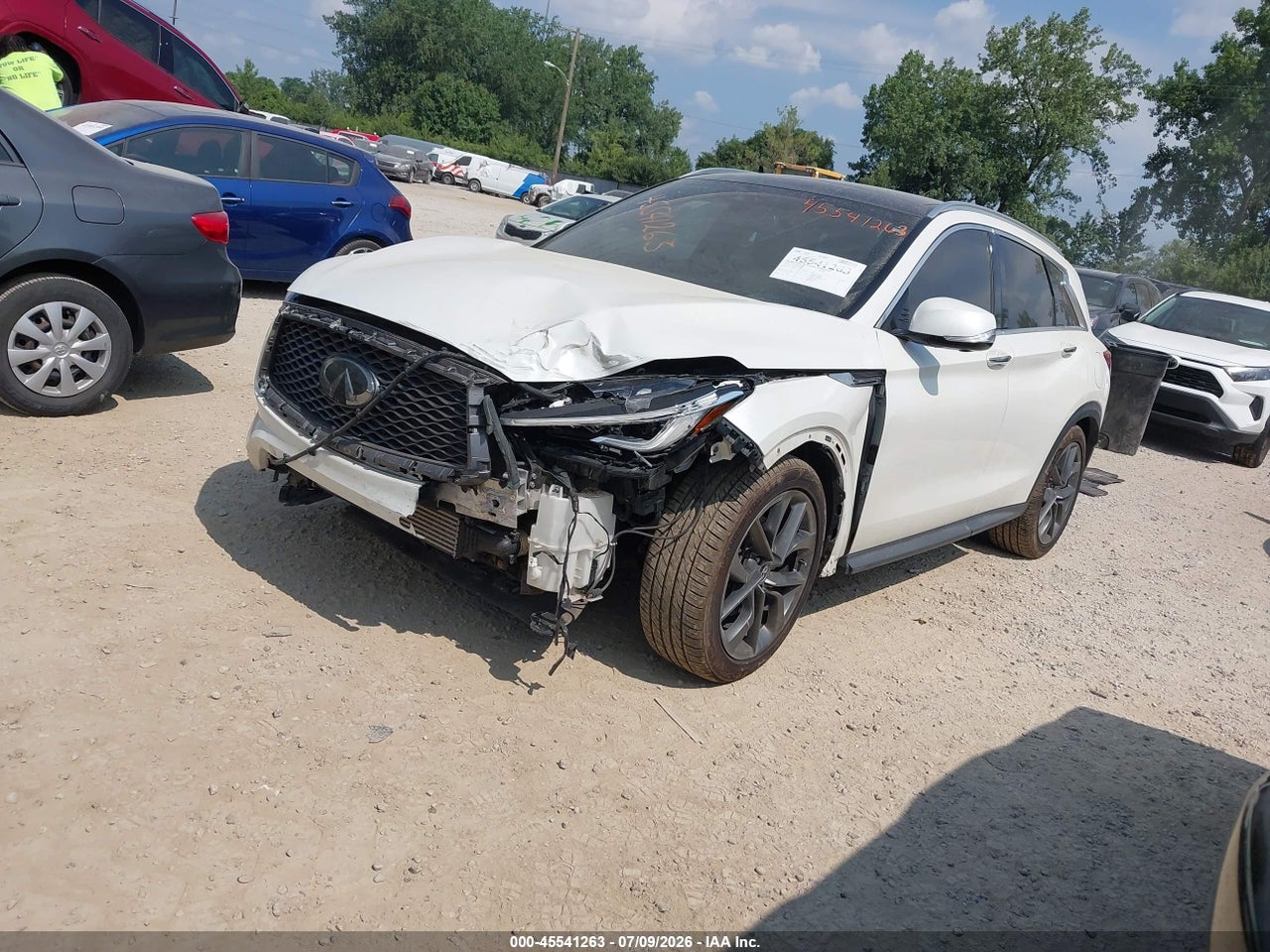 2019 INFINITI QX50 ESSENTIAL · 2/11