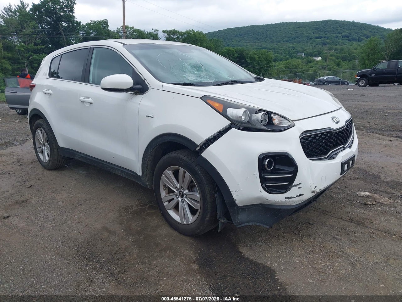 KNDPMCAC3H7****** · 2017 KIA SPORTAGE LX