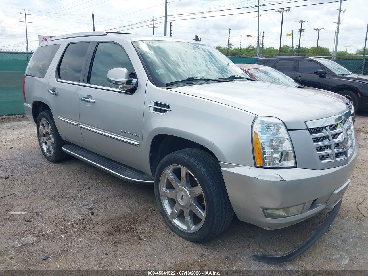 1GYUCBEF5AR****** · 2010 CADILLAC ESCALADE LUXURY