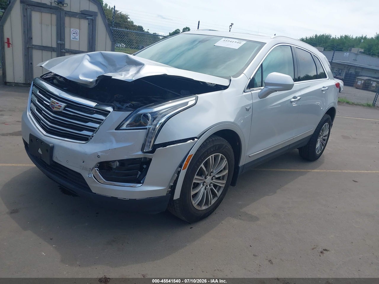 2017 CADILLAC XT5 LUXURY · 2/11