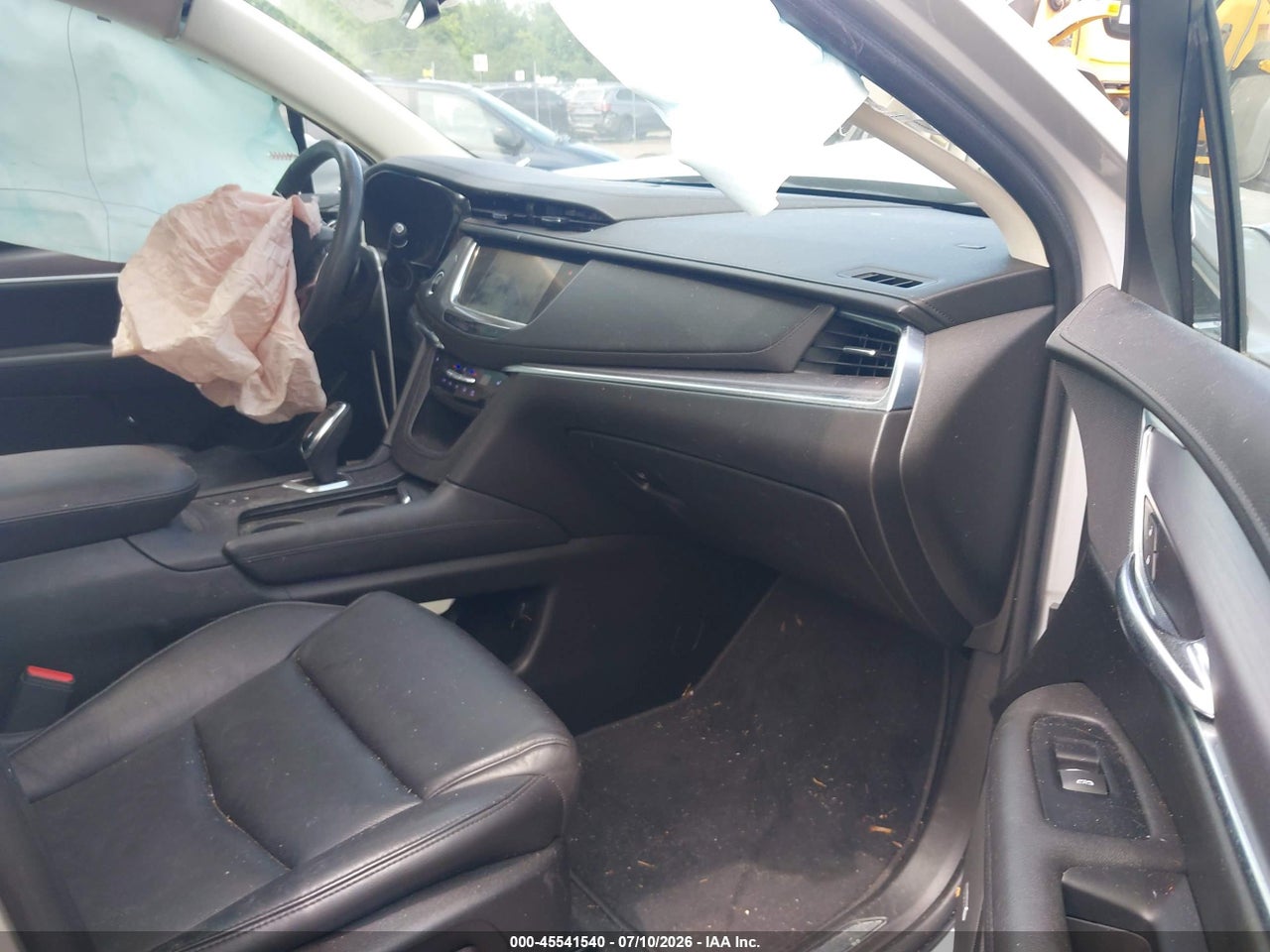 2017 CADILLAC XT5 LUXURY · 5/11