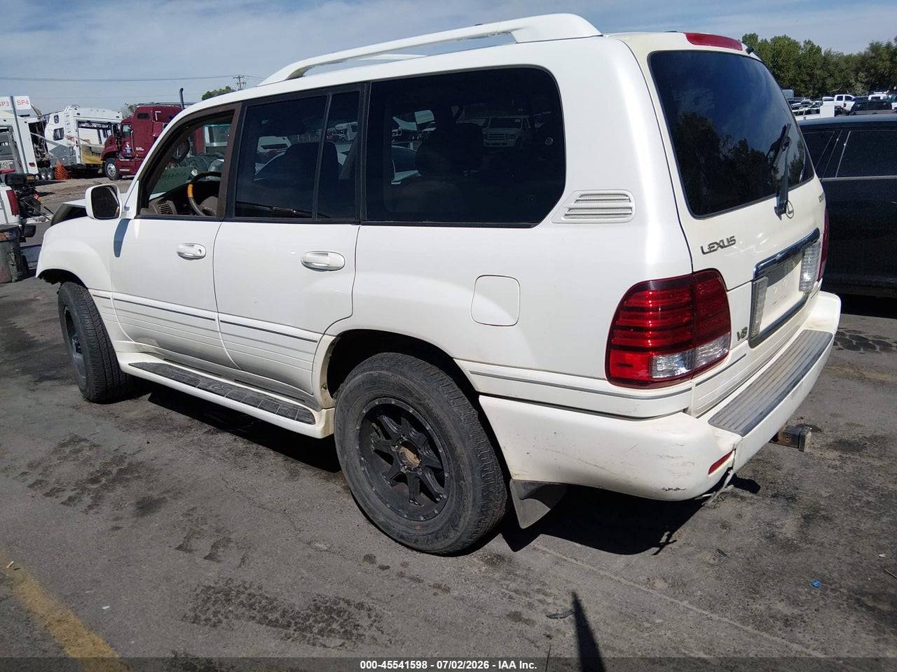 2006 LEXUS LX 470 · 3/11