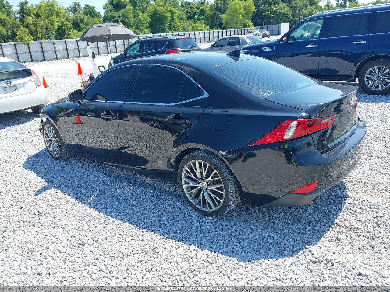 2016 LEXUS IS 300   · 3/11