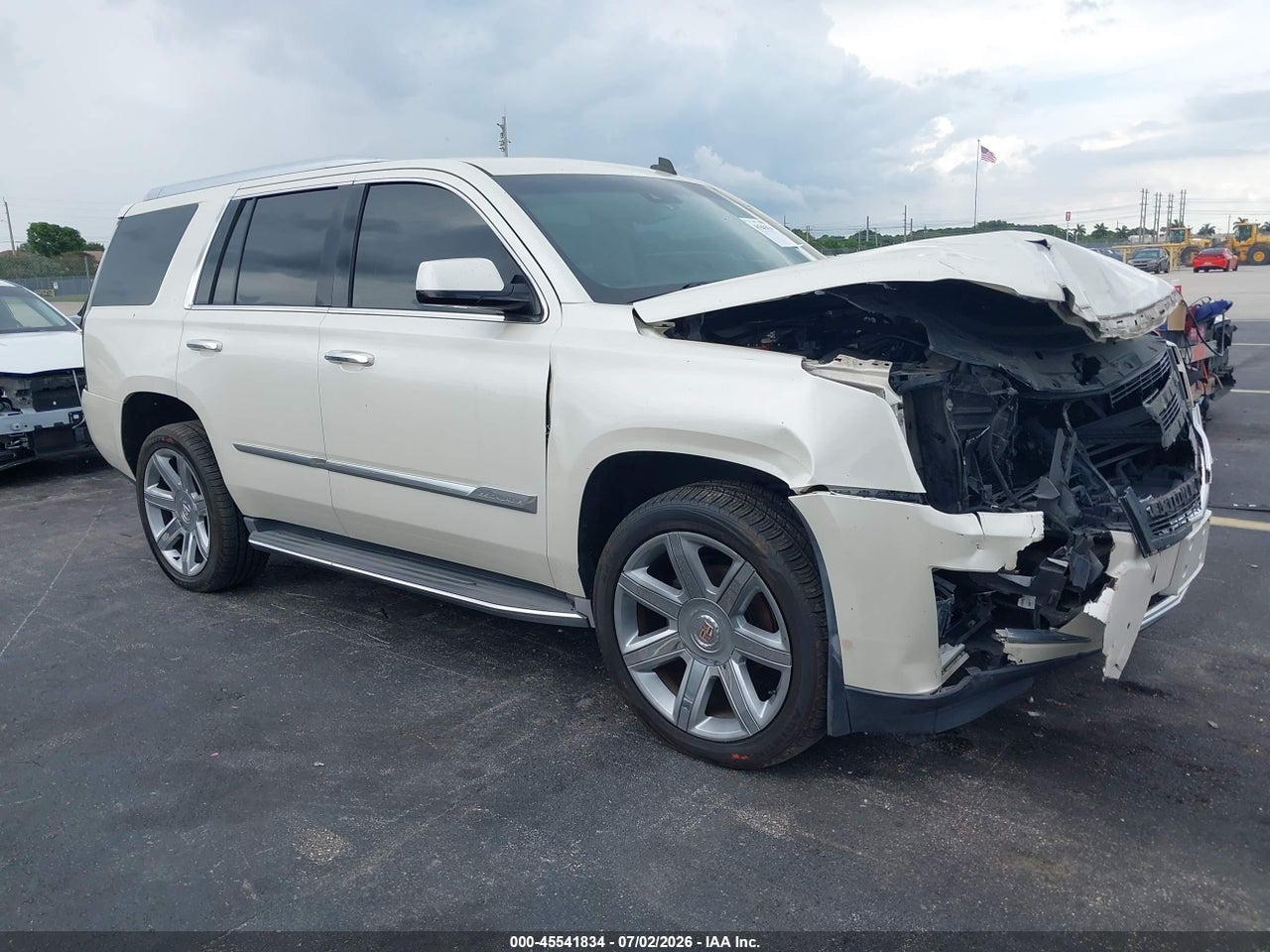 1GYS4BKJ6FR****** · 2015 CADILLAC ESCALADE LUXURY