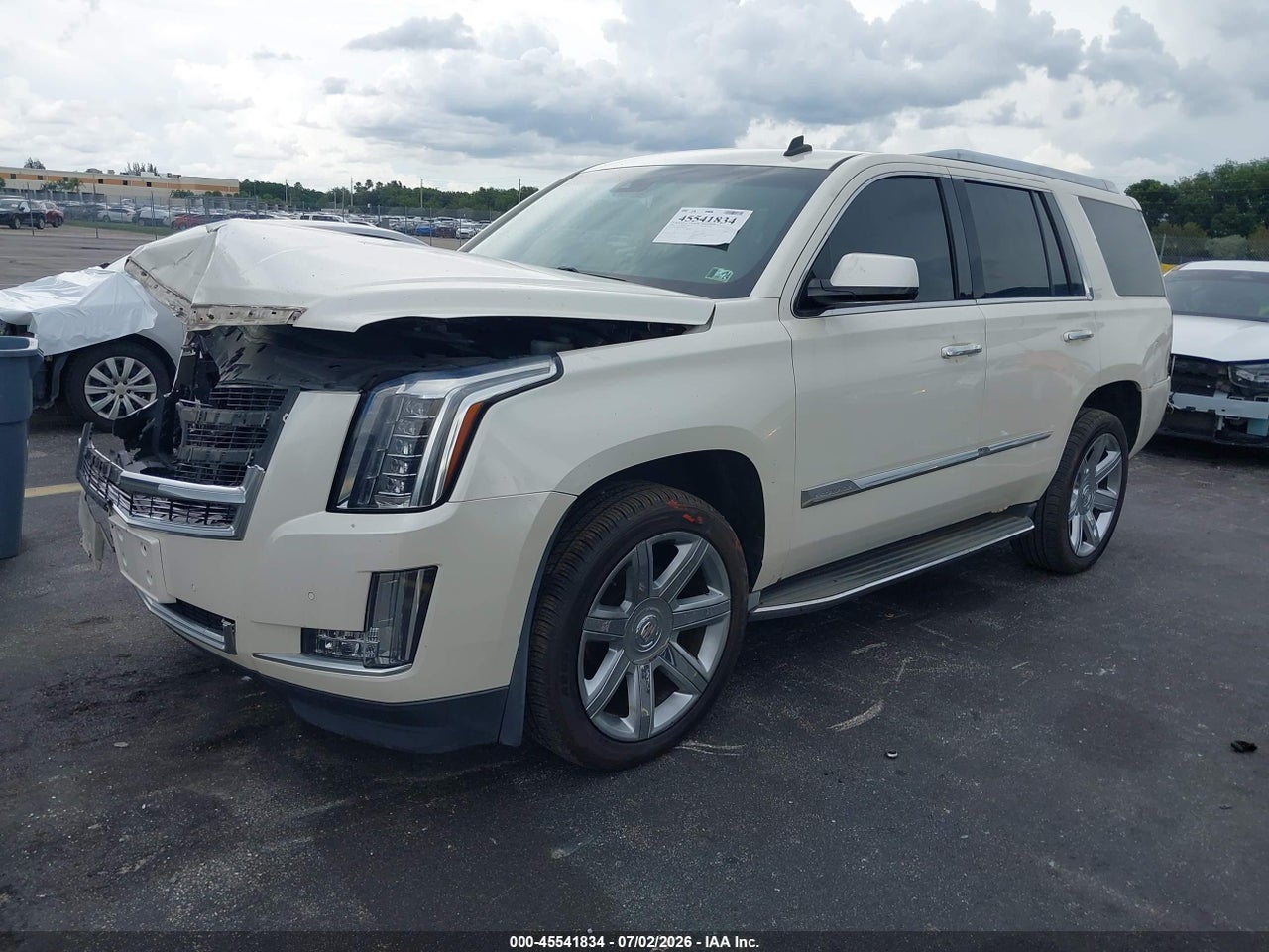 2015 CADILLAC ESCALADE LUXURY · 2/11