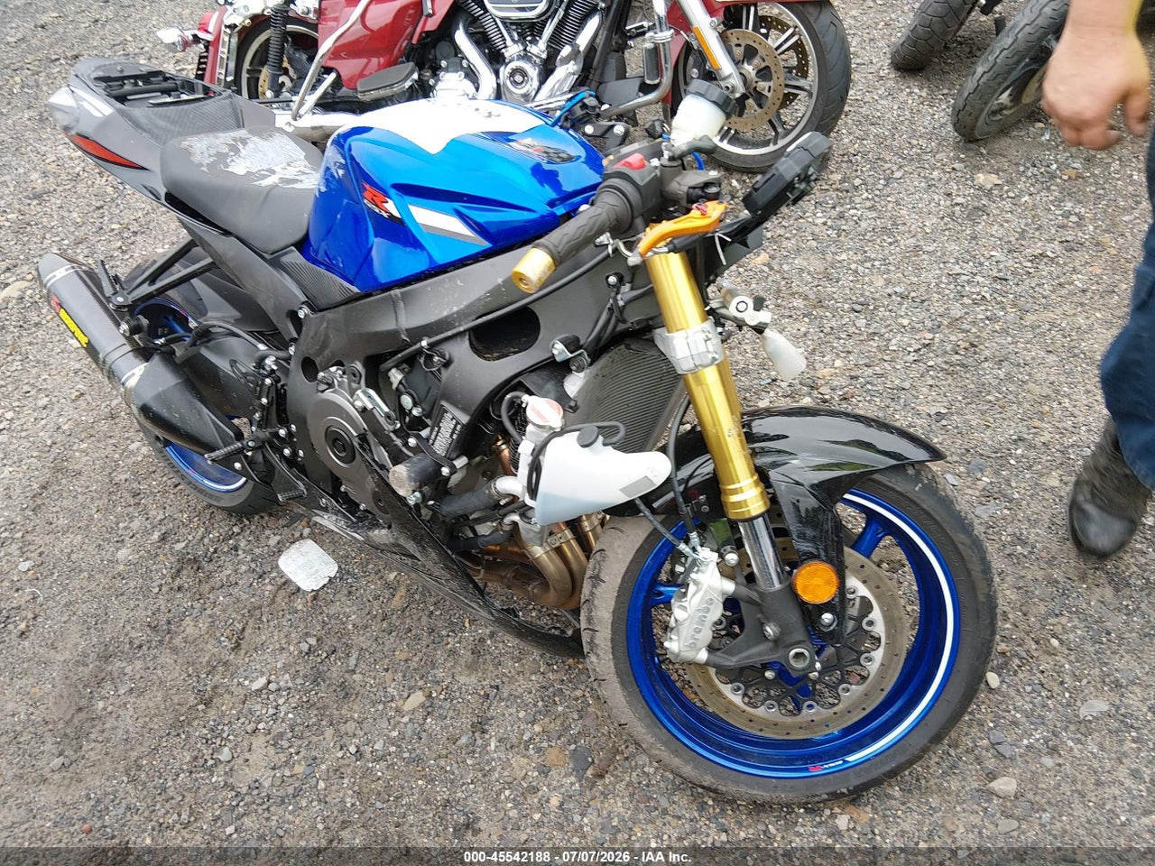 JS1GR7MA4T7****** · 2026 SUZUKI GSX-R750