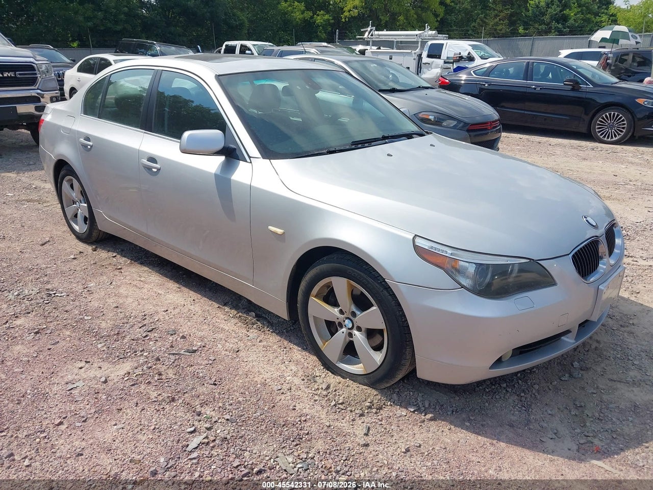 WBANF335X7C****** · 2007 BMW 525XI