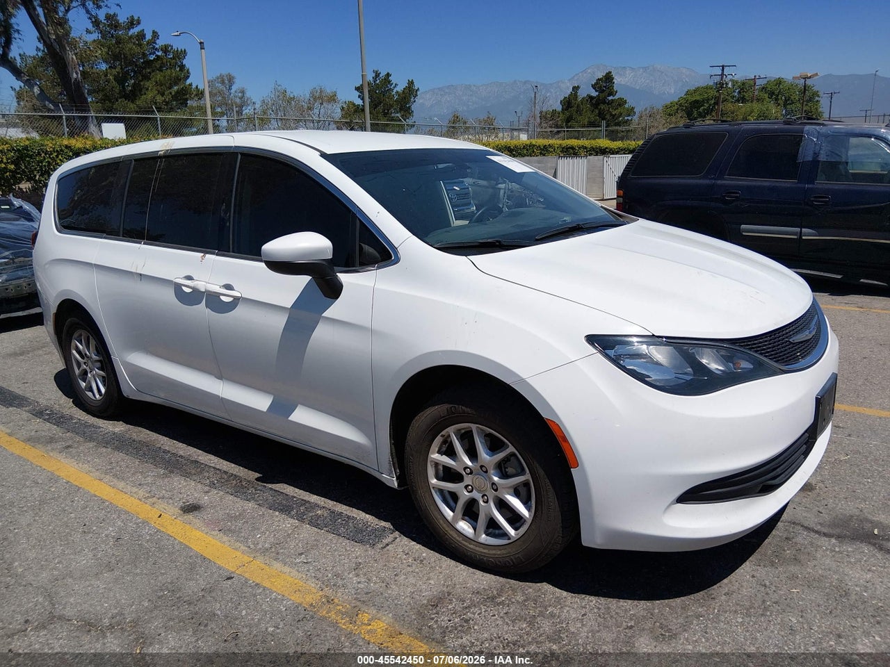 2C4RC1CG0KR****** · 2019 CHRYSLER PACIFICA LX