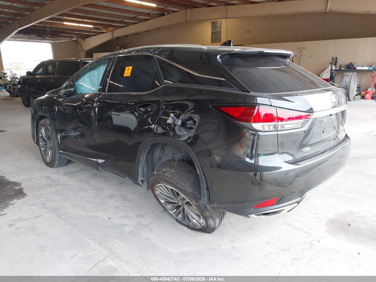2021 LEXUS RX 350 · 3/10