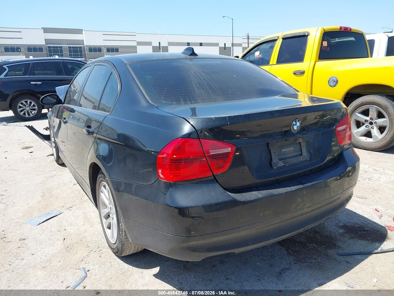 2007 BMW 328XI   · 3/11